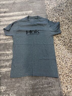 Men’s Huk t shirt